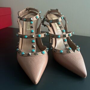 Valentino Rockstud Pumps size 38 (7.5) - like NEW